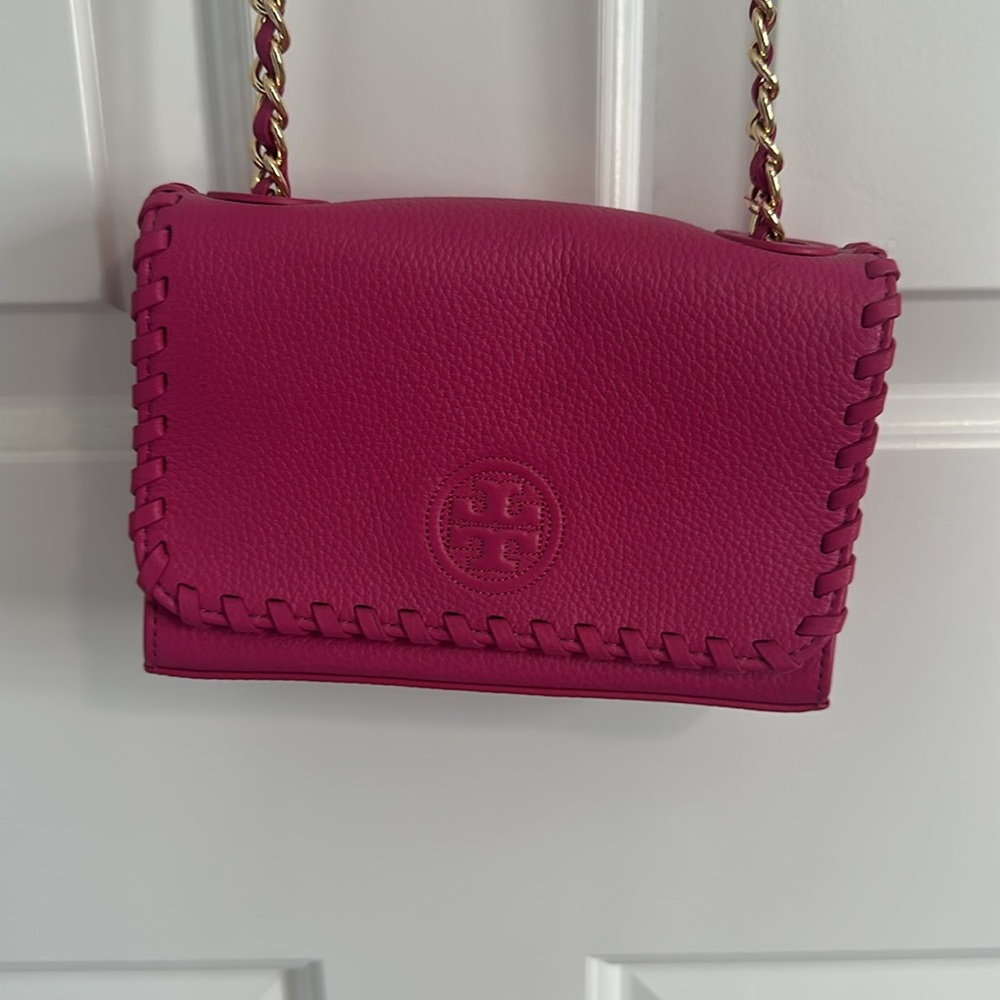 Tory Burch Marion Shrunken Shoulder Bag in Hibiscus Flower